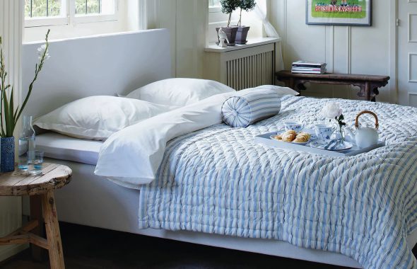 Lux frame bed